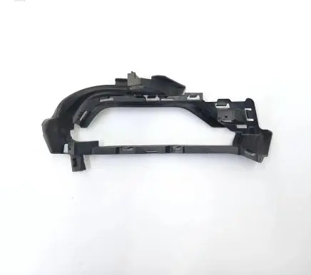 Volvo S90, V90 Fog light bracket 31383905