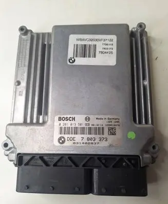 BMW 5 E60 E61 Engine control unit/module 0281013501 031402837 7803373
