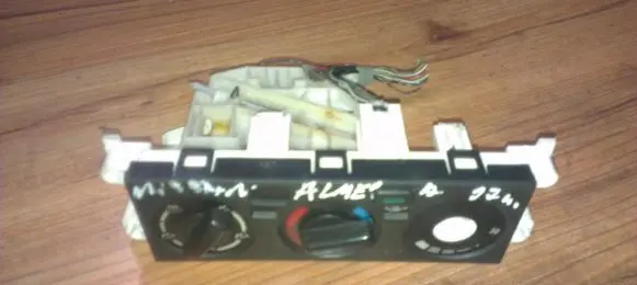 Nissan Almera Climate control unit