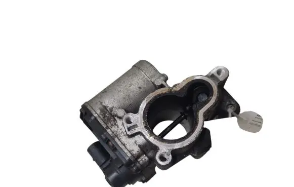 Renault Espace IV EGR valve 8200693739 A2C53179081