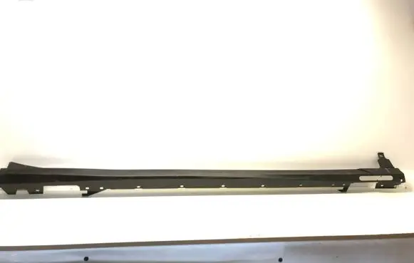 BMW iX Sill 8737832