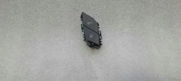 Mercedes-Benz C W205 Central locking switch button A2059055151