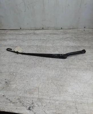 Audi A6 S6 C5 4B Front wiper blade arm 4B1955407A