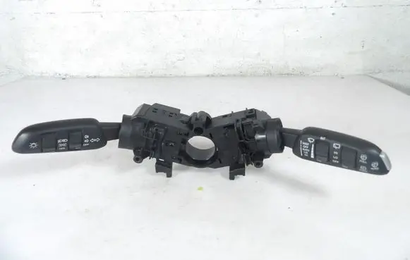 SsangYong Tivoli Other switches/knobs/shifts 6353MA2210