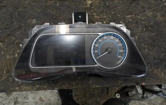 Nissan Leaf II (ZE1) Speedometer (instrument cluster) 284105SH1C