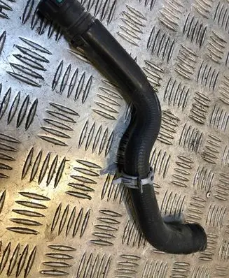 Ford Fiesta Engine coolant pipe/hose 8V2118K579AA
