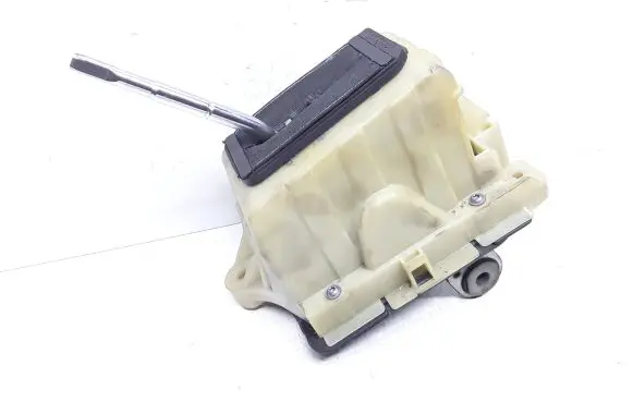 Mercedes-Benz C W204 Gear shifter/selector A2042677524 PP204267050