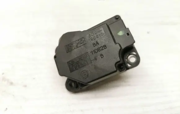 Volvo V60 Air flap motor/actuator 19E616