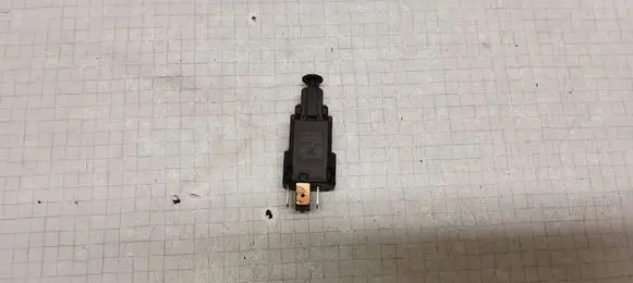 Opel Astra G Brake pedal sensor switch 90508804