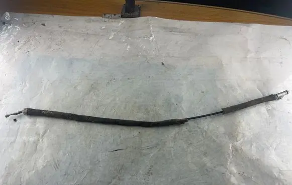 Audi A6 S6 C5 4B Gear shift cable linkage 8D1713575