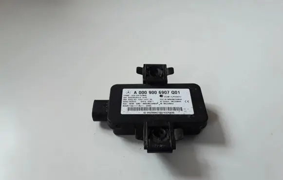 Mercedes-Benz C W205 Tire pressure control unit A0009006907