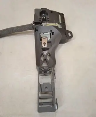 Renault Espace V (RFC) Rear door lock 825036772R