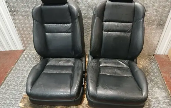 Seat set