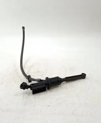 Citroen C4 I Picasso Clutch master cylinder 9801206680