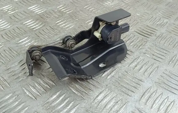Suzuki SX4 S-Cross Headlight/headlamp level sensor 3A1611