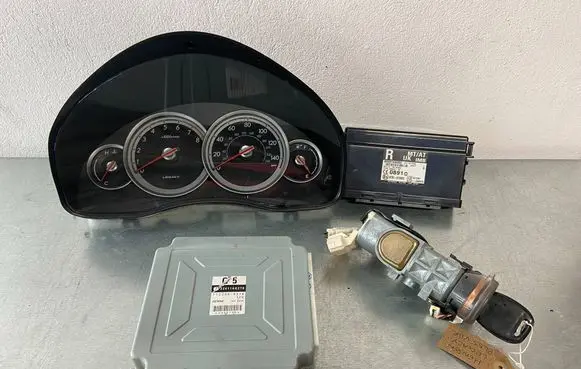 Subaru Legacy Engine ECU kit and lock set 22611AK270 2303109 1123000310