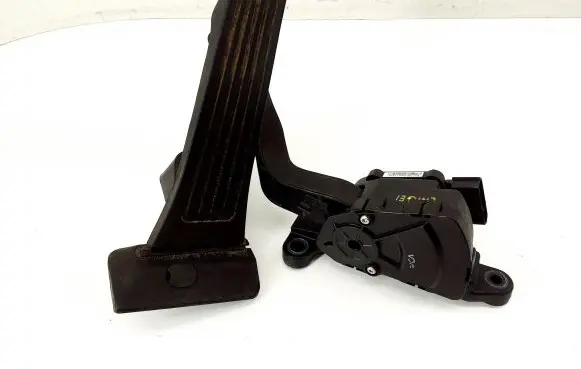 KIA Sportage Accelerator throttle pedal GE00248A2S100 327002S100