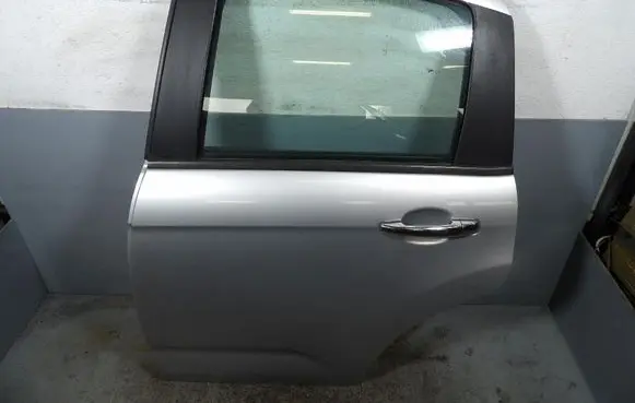 Rear door