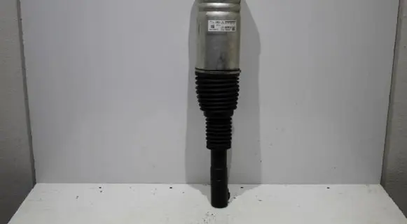 Land Rover Defender Front shock absorber/damper 18082021