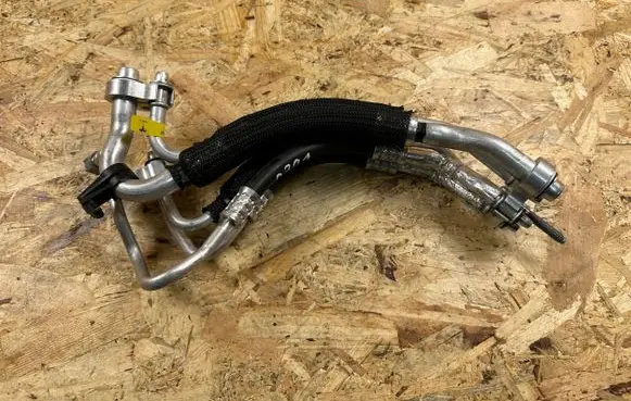 Tesla Model 3 Air conditioning (A/C) pipe/hose 162670100D