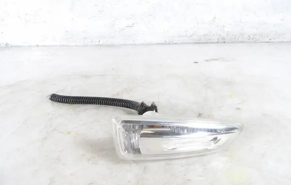 Opel Crossland X Front indicator light 13491089