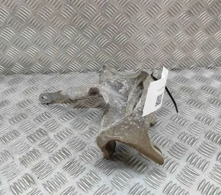 Mercedes-Benz Vito Viano W447 Engine mounting bracket A4472420001