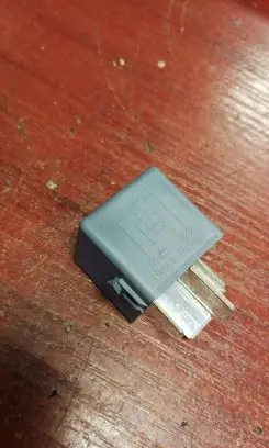 Mercedes-Benz A W169 Other relay 0025422619