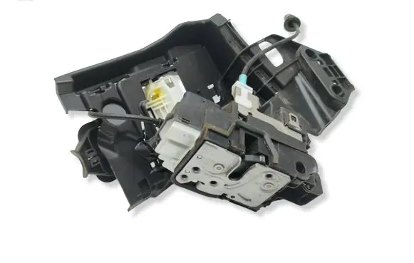 Volvo S60 Rear door lock 31462444 C73374101 18094332