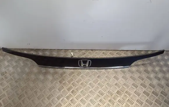 Honda CR-V Trunk door license plate light bar 74890T10 540411010 540410010