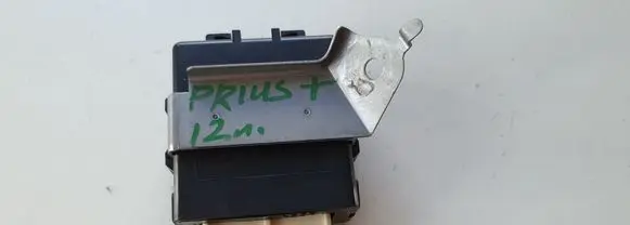 Toyota Prius+ (ZVW40) Other control units/modules 8594047040 4230002090