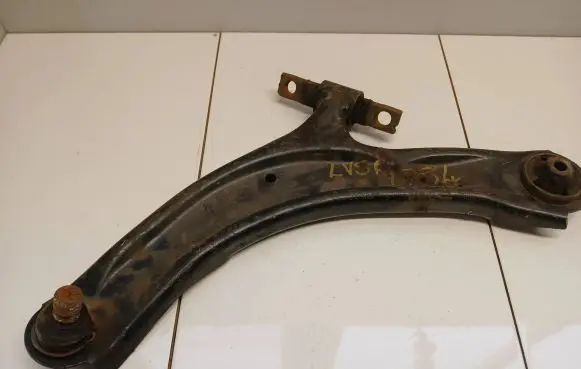 Nissan X-Trail T31 Front control arm