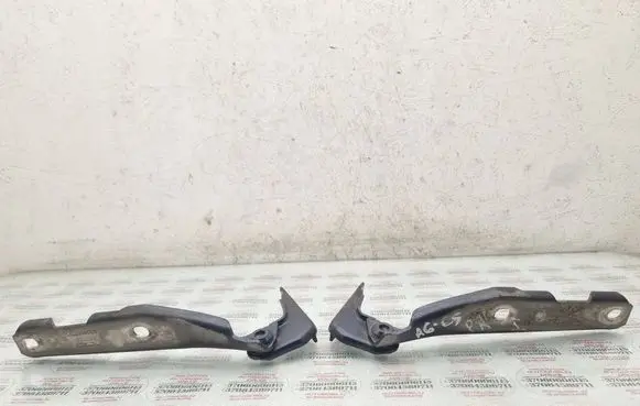 Audi A6 S6 C5 4B Engine bonnet/hood hinges 4B0823301D 4B0823302D