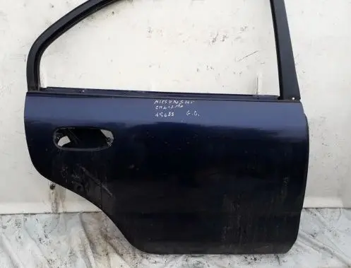 Mitsubishi Carisma Rear door