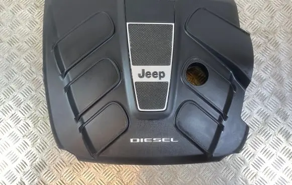 Jeep Grand Cherokee Engine cover (trim) 04627157