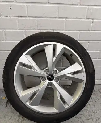 R20 alloy rim