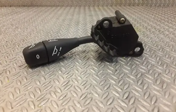 Mercedes-Benz S W220 Steering wheel adjustment handle/lever 2205450022 A2205450022