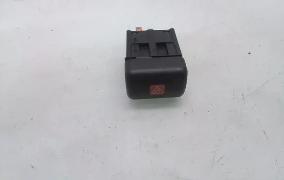 Opel Zafira A Hazard light switch 90589897