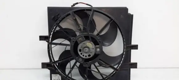 Mercedes-Benz A W168 Radiator cooling fan shroud A1685000093