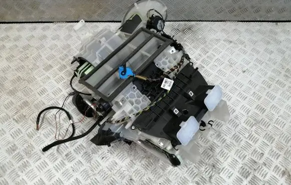 Peugeot RCZ Interior heater climate box assembly 9671846180