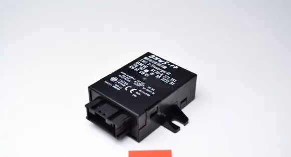 BMW 5 E39 Immobilizer control unit/module 8371351