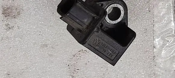 Hyundai Ioniq Airbag deployment crash/impact sensor 95920F2000 170717 S0000976