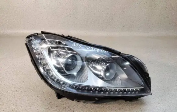 Mercedes-Benz CLS C218 X218 Headlight/headlamp a2188201859