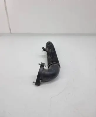Volkswagen PASSAT B8 Intercooler hose/pipe 04L145762AD