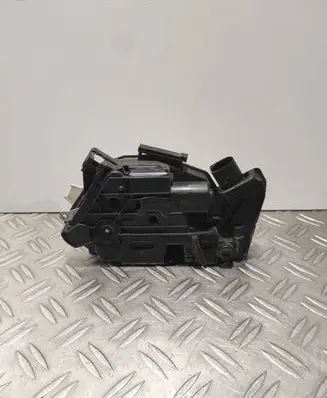 Seat Ibiza IV (6J,6P) Rear door lock 6J0839016F
