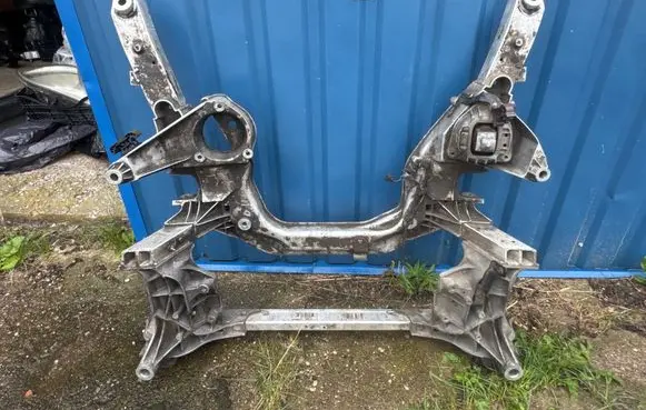 BMW 5 F10 F11 Front subframe 6799321