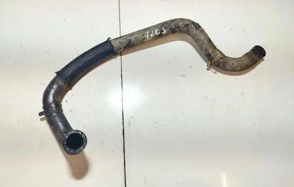 Toyota Avensis T250 Engine coolant pipe/hose