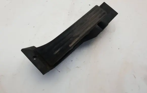 BMW 7 E65 E66 Accelerator throttle pedal 6772645 181006
