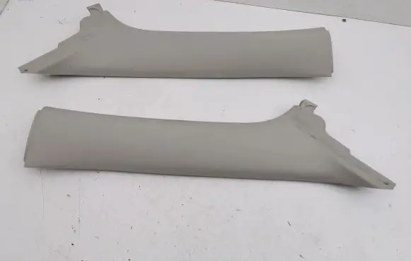 Jeep Cherokee (A) pillar trim 1UC97HDACC 1UC96HDACC