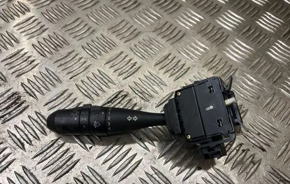 Mitsubishi Colt Light switch