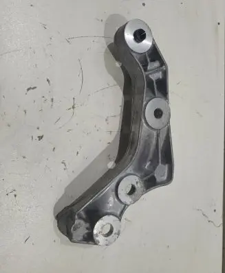 Mercedes-Benz GLK (X204) Front differential bracket A2720140295
